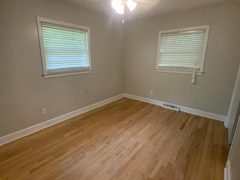 1714 McHenry Ave — Photo 8
