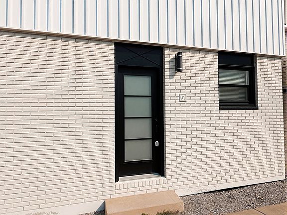 3rd image of 340 Trudeau Dr