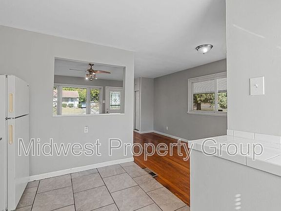 5th image of 1700 Newhall Ct