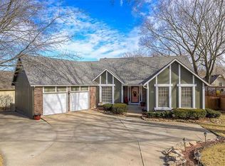 6109 Albervan St, Shawnee, KS 66216