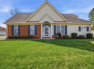 1427 Hawick Ter, Chesapeake, VA 23322