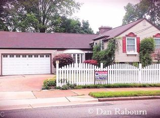 1425 Rossman Ave SE, Grand Rapids, MI 49507