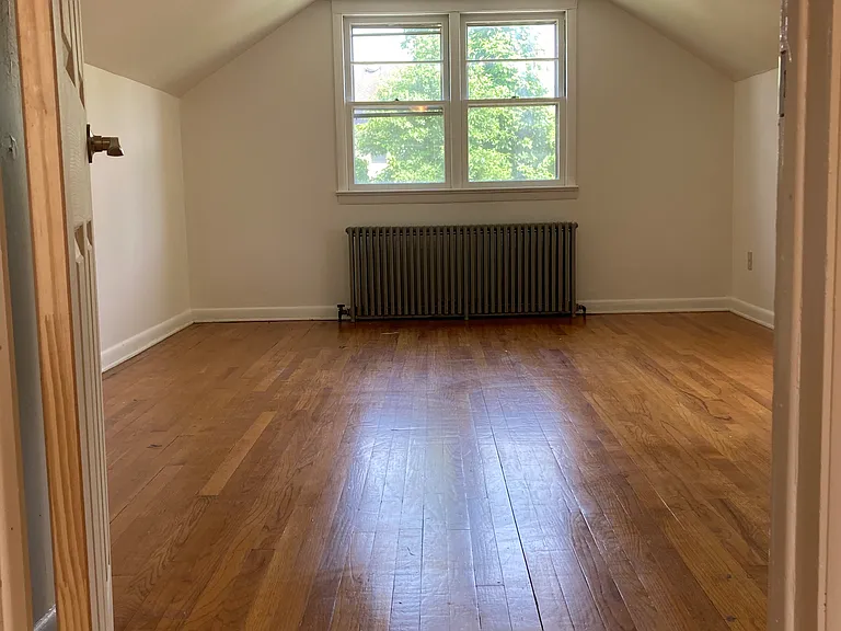 878 Main Rd — Photo 3