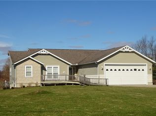 3525 Laubert Rd, Atwater, OH 44201