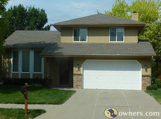 6212 N 108th Avenue Cir, Omaha, NE 68164