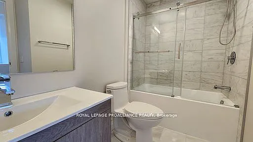 261 Front St #4 — Photo 21