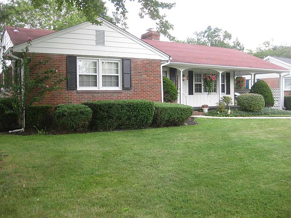 3rd image of 96 Sycamore Ln