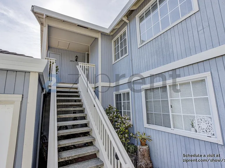1894 Shirley Dr — Photo 3