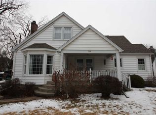 226 Sunset Rd, Waterloo, IA 50701