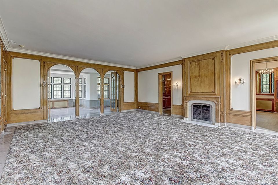 105 S Deere Park Dr, Highland Park, IL 60035 Zillow