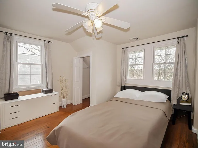 332 Crown Point Rd — Photo 28