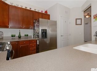 2133 Finch Ln, Central Islip, NY 11722