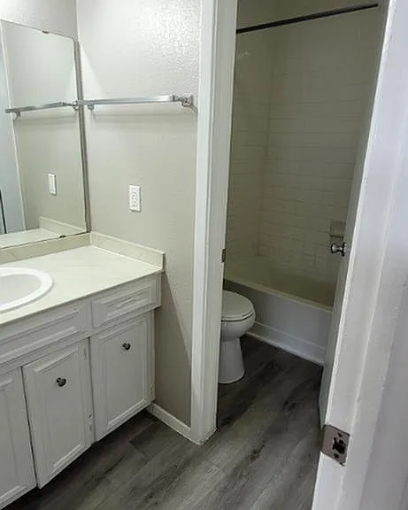 The Citadel Apartments — Photo 18