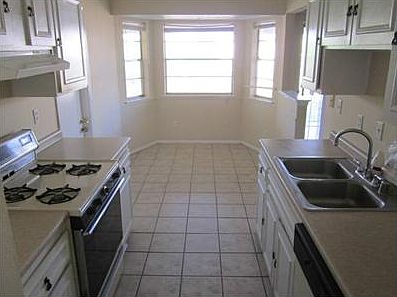 4th image of 9909 Sidewinder St
