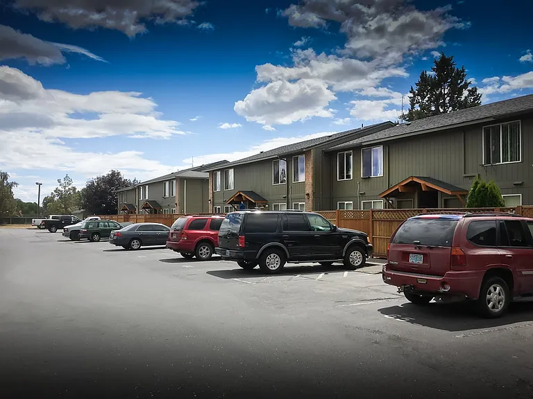 Chaparral Apartments - Redmond Oregon
