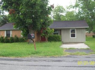 113 Turk Ct, Fitzgerald, GA 31750