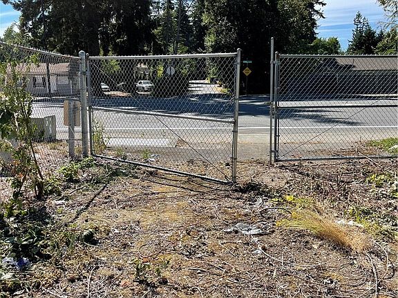 2nd image of 1726 Duvall Avenue NE