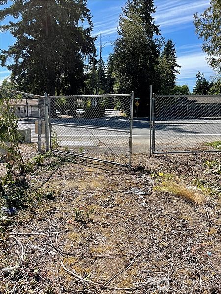 2nd image of 1726 Duvall Avenue NE