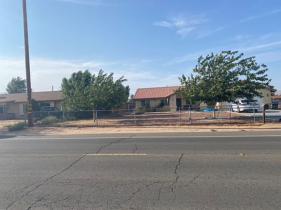 4th image of 22036 Ramona Ave
