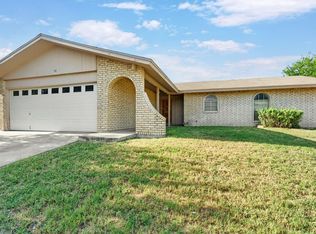 97 Michelle Dr, Del Rio, TX 78840