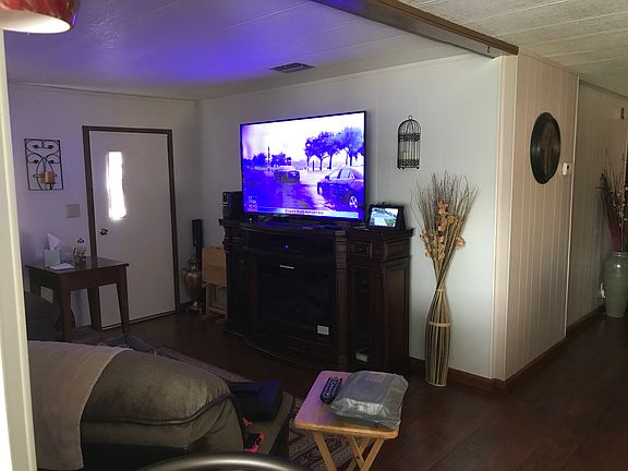4th image of 2909 Canyon Dr