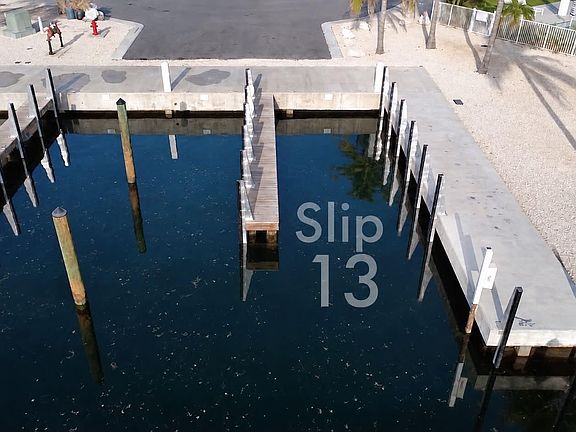 3rd image of 813 39th St