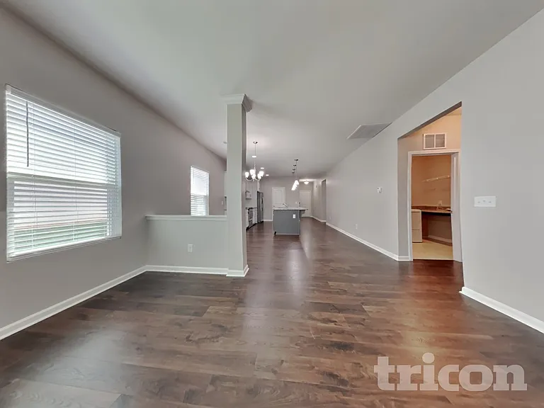 1064 Bitting Hall Cir — Photo 3