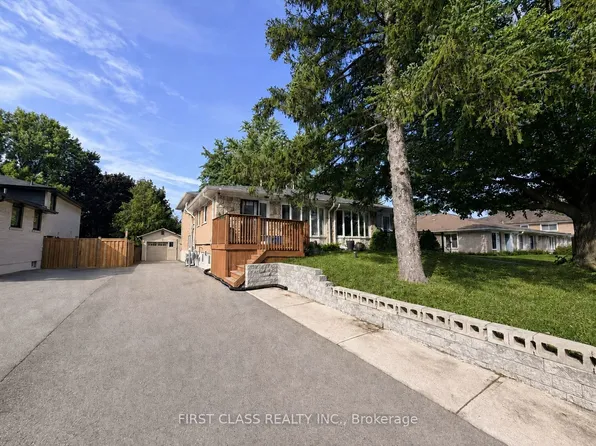 1323 Redbank Cres, Oakville, ON L6H 1Y4