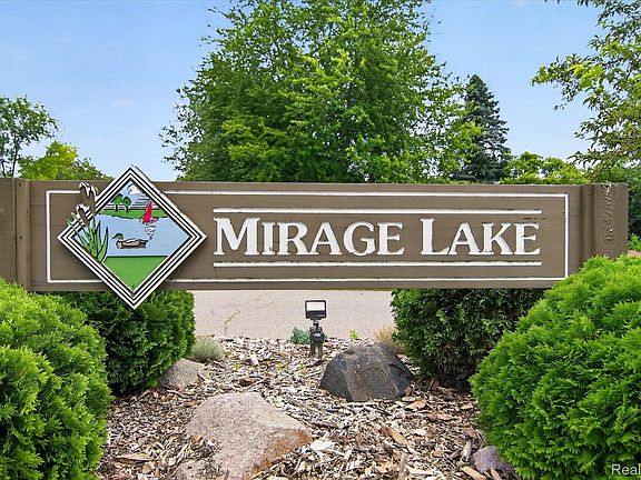 3rd image of 9041 Mirage Lake Dr