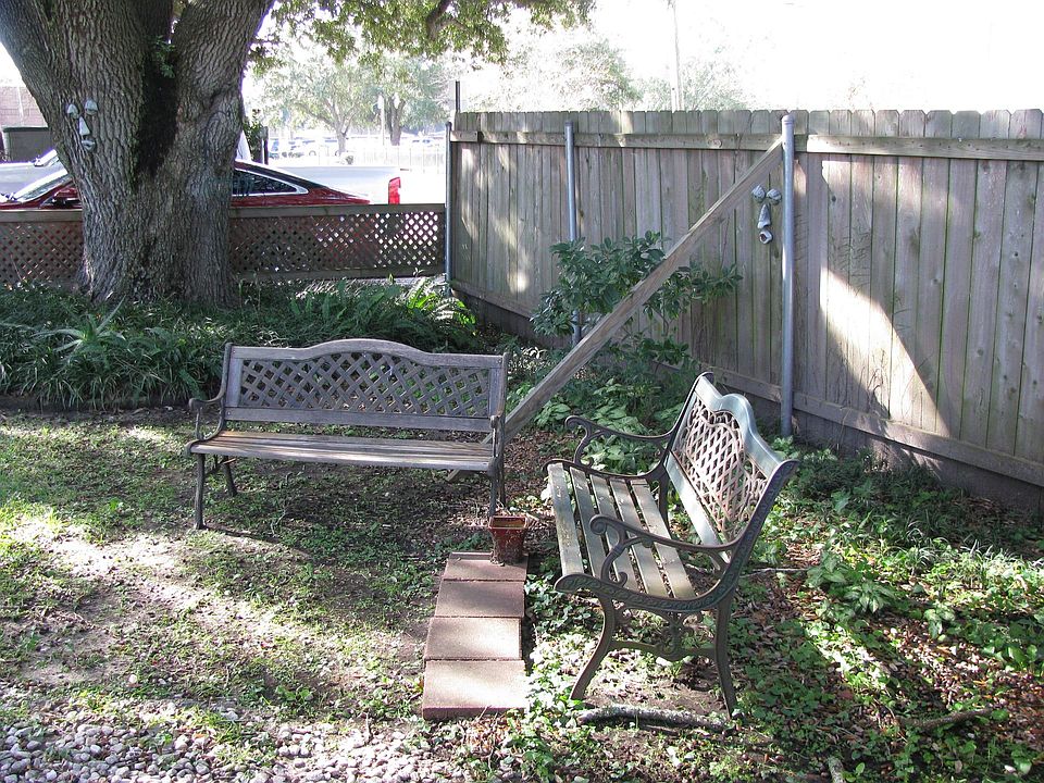 2nd image of 1800 19th St