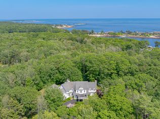 2 Poets Lane, Kennebunkport, ME 04046