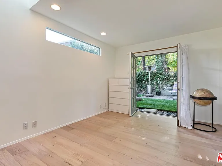 7586 Woodrow Wilson Dr — Photo 12