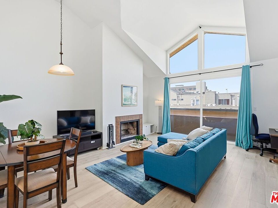 1st image of 11918 Avon Way #6