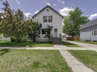1509 Elizabeth Ave, Marinette, WI 54143