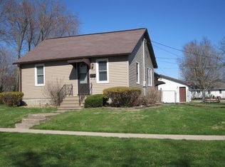 1205 S 5th St, Fairfield, IA 52556