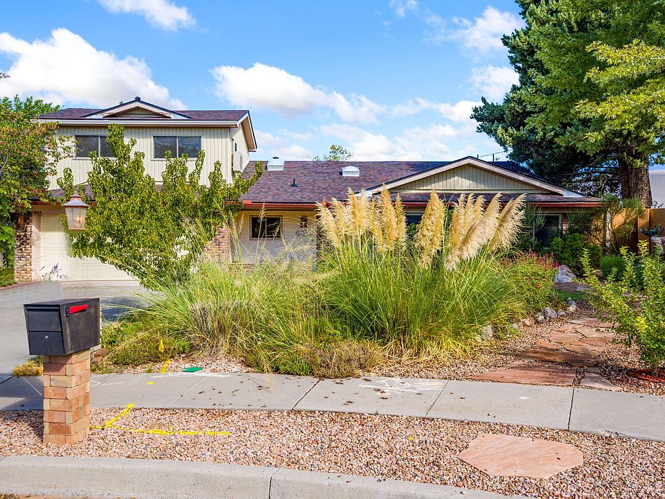 1st image of 3929 Doroteo Pl NE