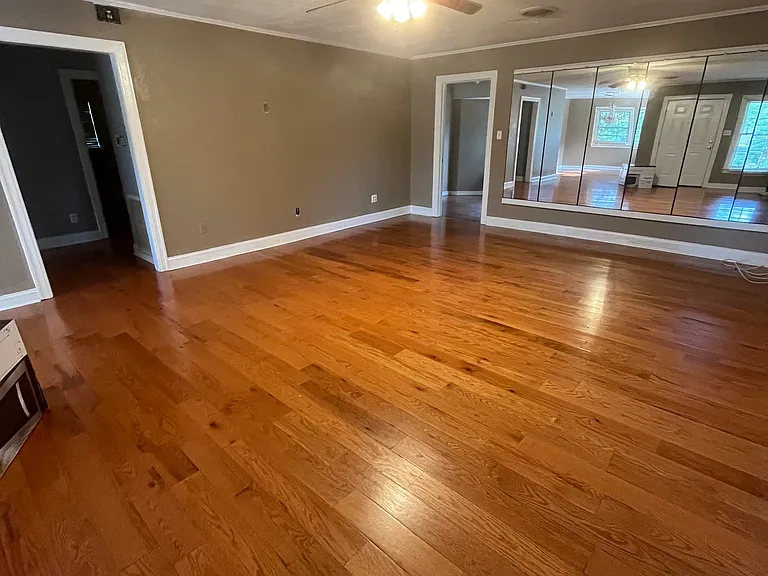 4 Linwood Dr — Photo 3