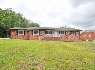 222 Northgate Cir, Boiling Springs, SC 29316
