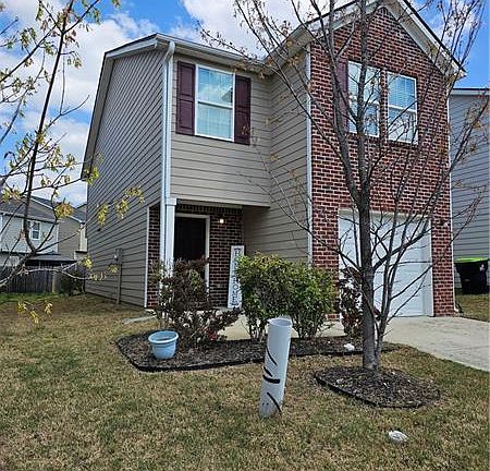 3rd image of 2139 Belmont Cir