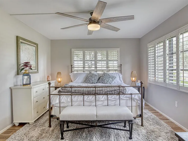 5640 Golf Pointe Dr #101 — Photo 20