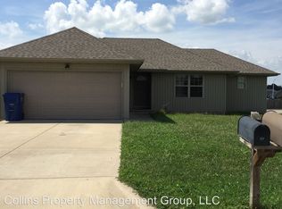 107 Cherry Ave, Clever, MO 65631