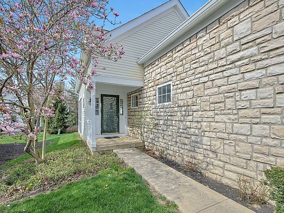 4th image of 374 Sycamore Ridge Way