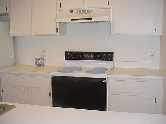 4th image of 3310 Loveland Blvd Unit 2007