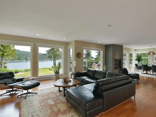 5481 Eureka Rd, Sunshine Coast, BC V7Z 1A1