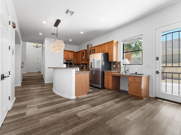 14333 W Cypress St — Photo 30