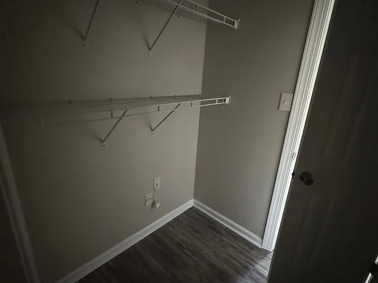 207 New Petersburg Dr — Photo 8