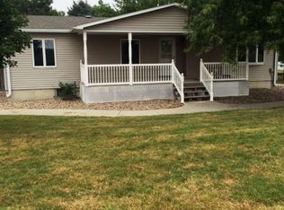 421 E South N, Broken Bow, NE 68822