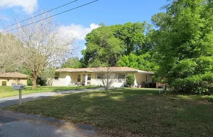 308 Violet Ln — Photo 5