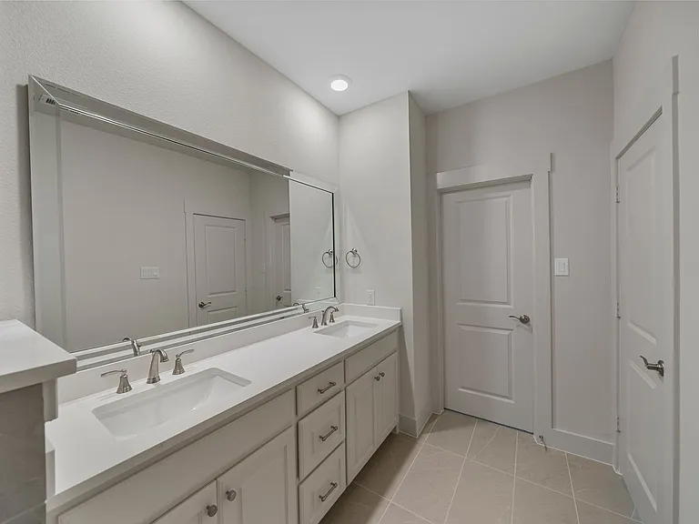 917 Emerling Dr — Photo 31