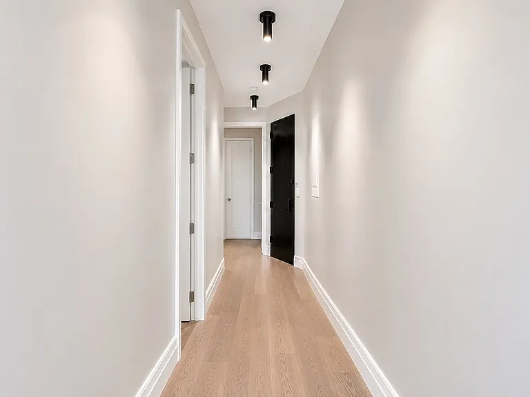 90 Bedford St #1 — Photo 11
